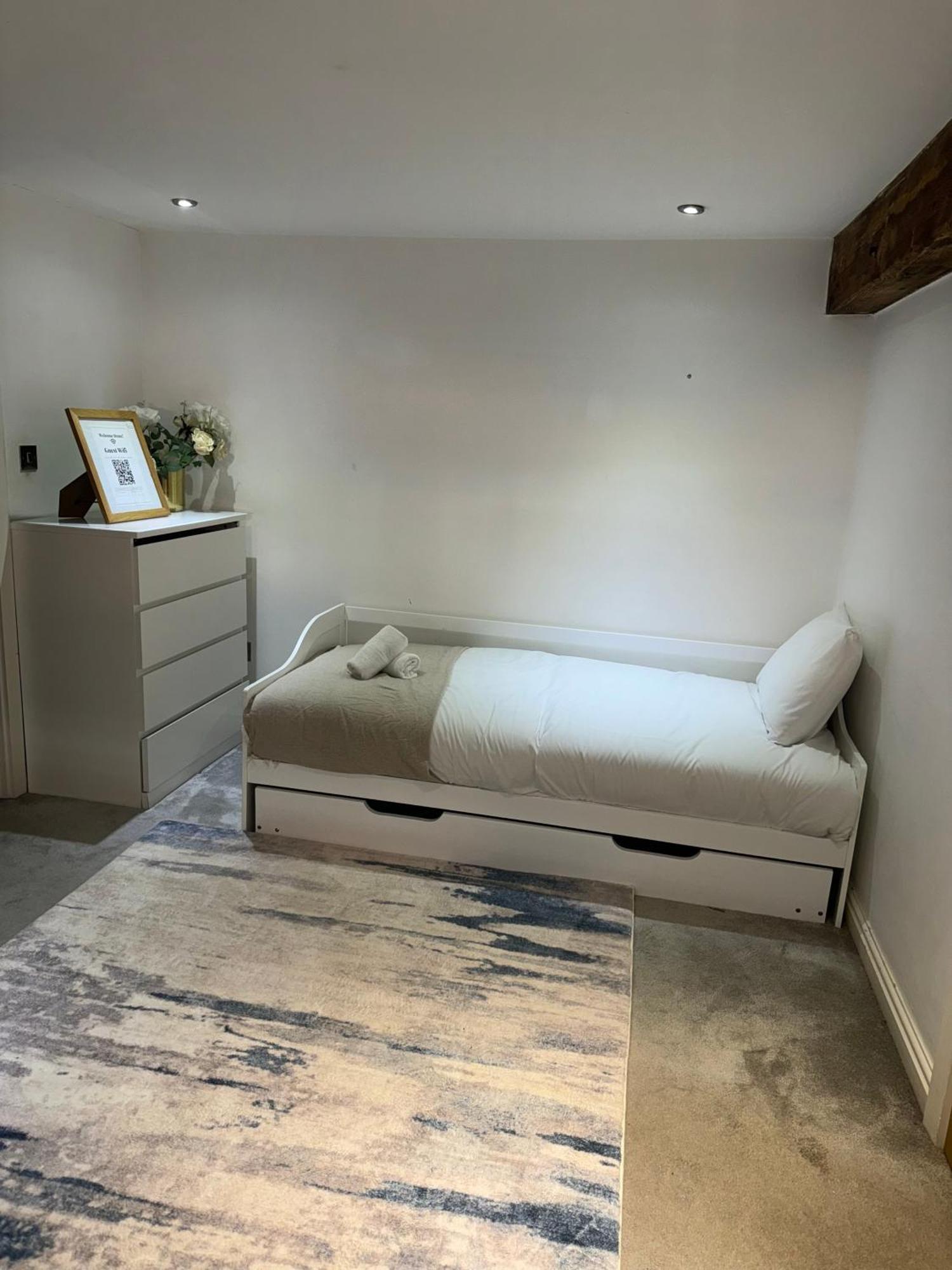 High End Luxury Townhouse In Jq, 4 Bedrooms, Flat Screen Tv In All Rooms, Free Parking, Near Birmingham City Centre Deposit Required Εξωτερικό φωτογραφία